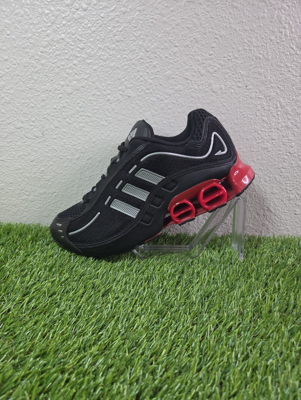 Mens Size 9.5 Adidas Sneakers Originals Megaride 01 Black Better Scarlet JH7925